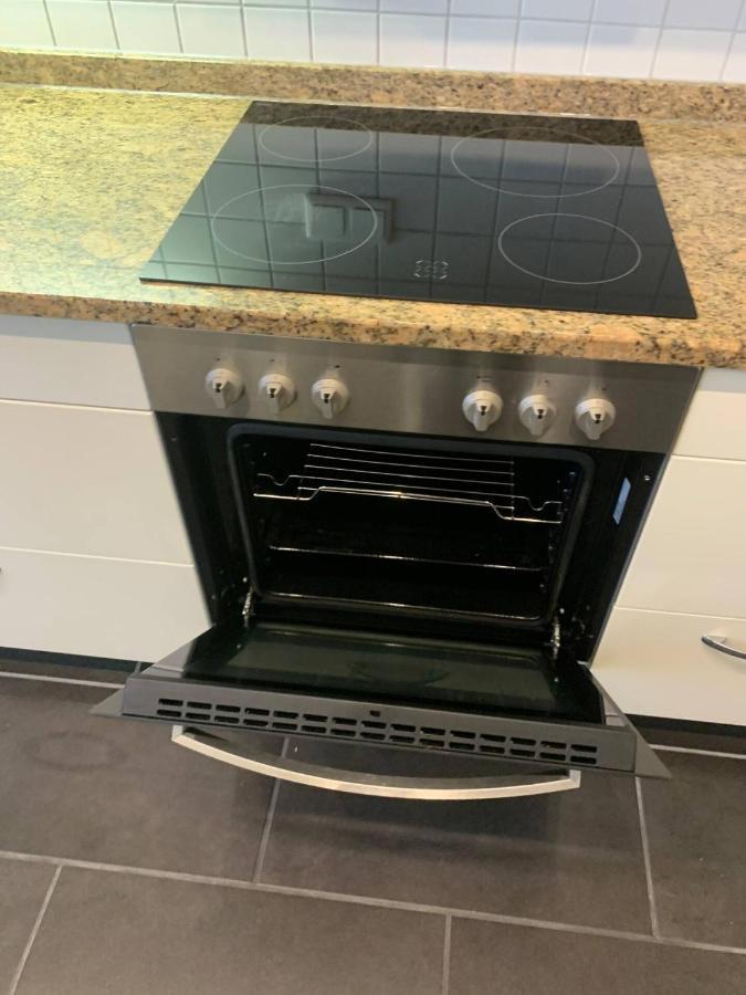Mainpark Apartment 4 Schlafzimmer Bis Zu 10 Personen Direkt Ueber Aschaffapartment Bei Aschaffenburg Mainaschaff ภายนอก รูปภาพ