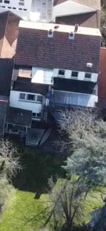 Mainpark Apartment 4 Schlafzimmer Bis Zu 10 Personen Direkt Ueber Aschaffapartment Bei Aschaffenburg Mainaschaff ภายนอก รูปภาพ